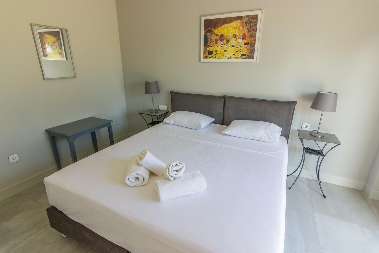 Amera - Troumpas Family Apartments 利昂尼迪翁 外观 照片